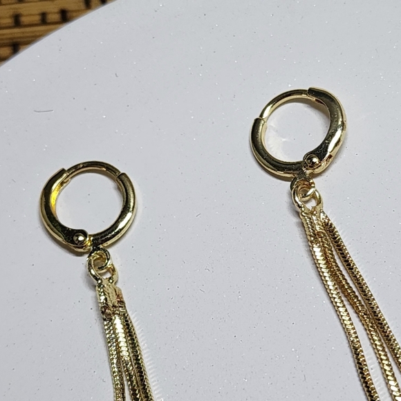 Gold Filled Red Crystal Heart Dangle Earrings - Picture 3 of 9